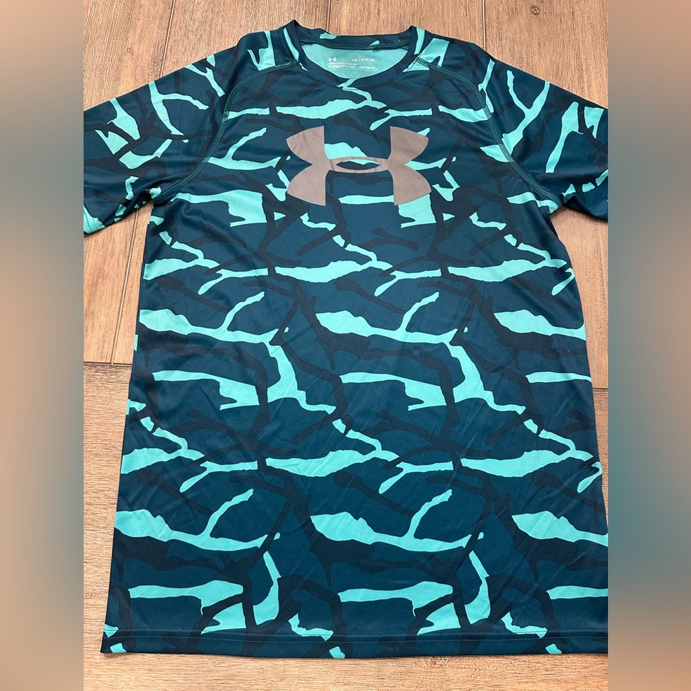 Under Armour Boys Teal Camo T Shirt | Size YXL